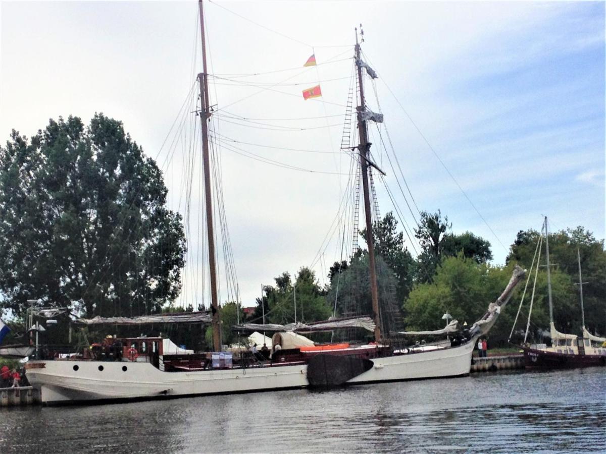 Fischerhaus Godewind 60 Qm Altwarp Exterior photo